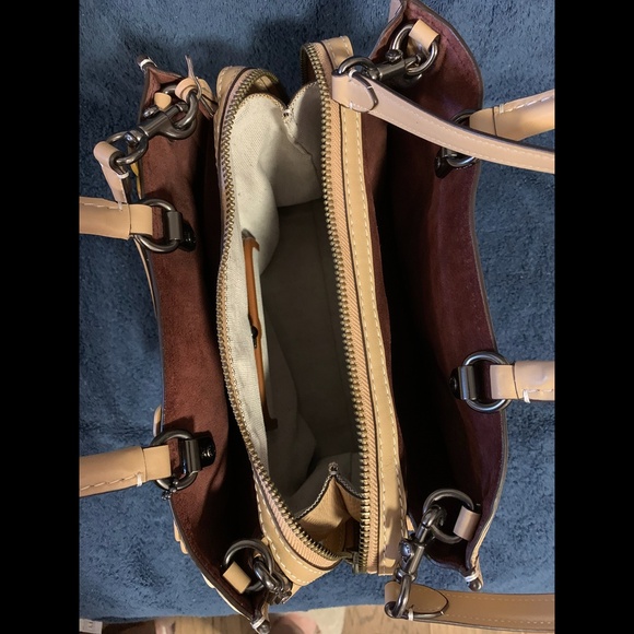 Tea rose Rogue bag by Coach - Picture 7 of 8